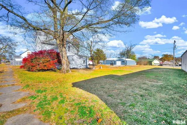 $79,900 | 408 South 2nd Street, Pekin, IL 61554