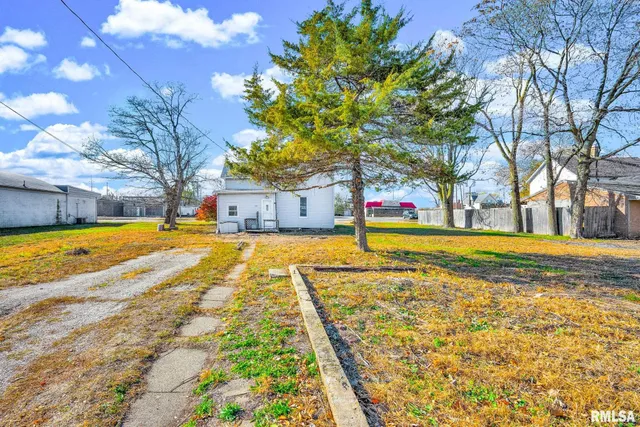 $79,900 | 408 South 2nd Street, Pekin, IL 61554