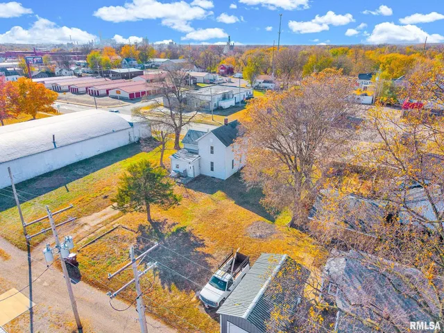 $79,900 | 408 South 2nd Street, Pekin, IL 61554