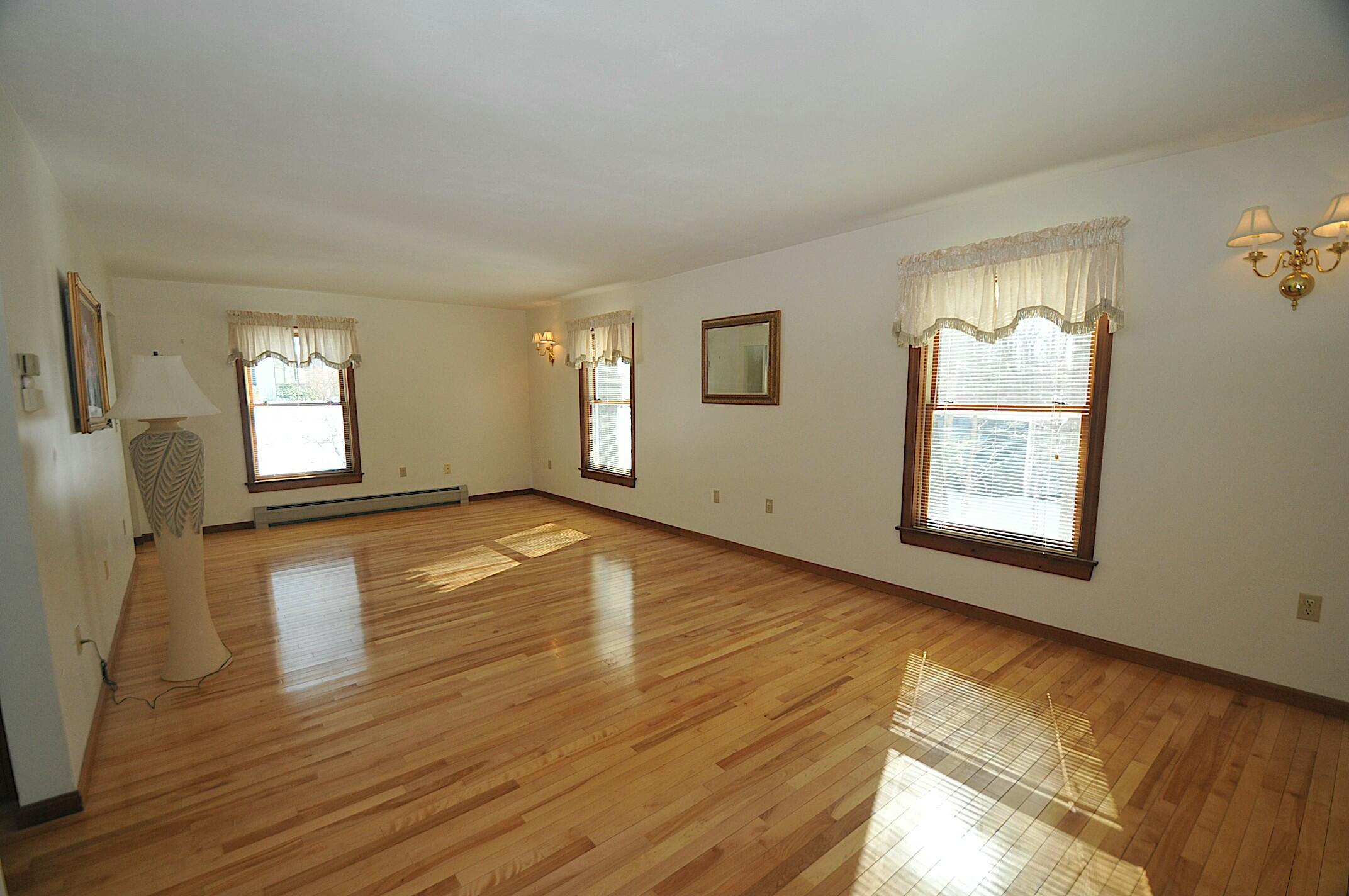 8 Silver Ridge Road Bangor, ME 04401 - Photo 27 of 56 tempImageNILP1Q