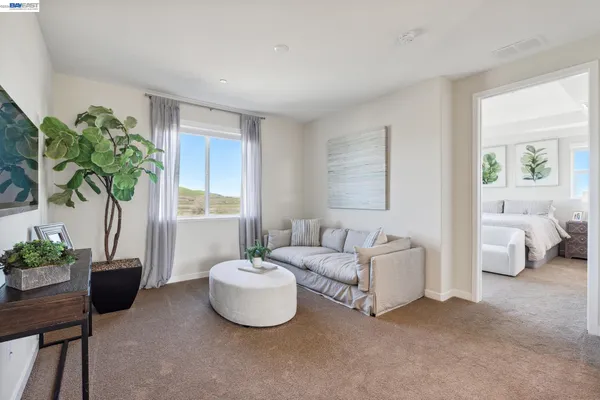$699,000 | 2417 Golden Way, Fairfield, CA 94533