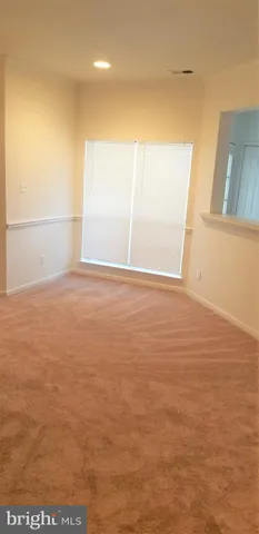 $1,825 | 668 Gateway Drive Southeast, Unit 412, Leesburg, VA 20175