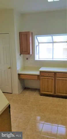 $1,825 | 668 Gateway Drive Southeast, Unit 412, Leesburg, VA 20175