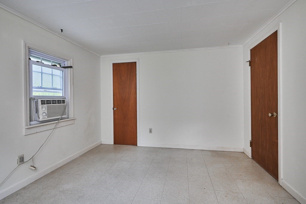 299 Main Road Westhampton, MA 01027 - Photo 11 of 32