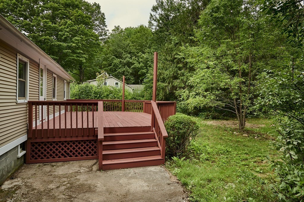 299 Main Road Westhampton, MA 01027 - Photo 24 of 32