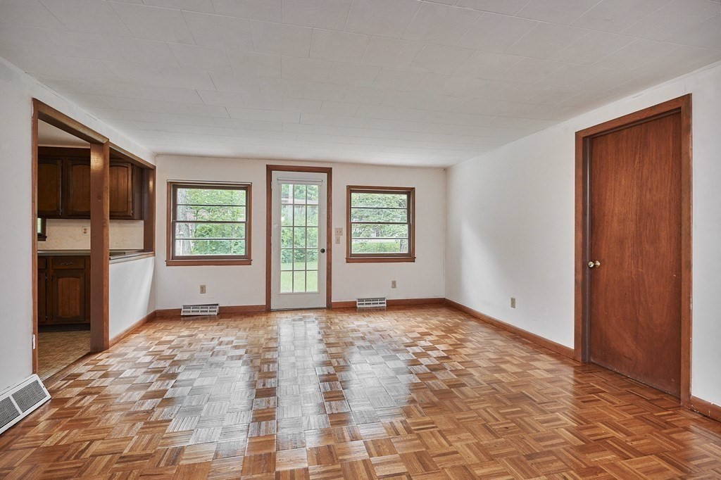 299 Main Road Westhampton, MA 01027 - Photo 5 of 32