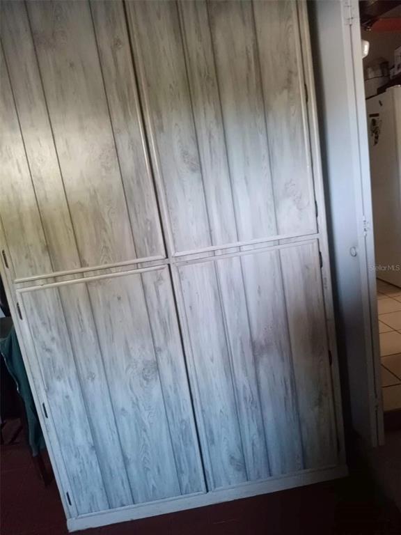 4245 Edgewater Drive Orlando, FL 32804 - Photo 25 of 44 a view of a mirror