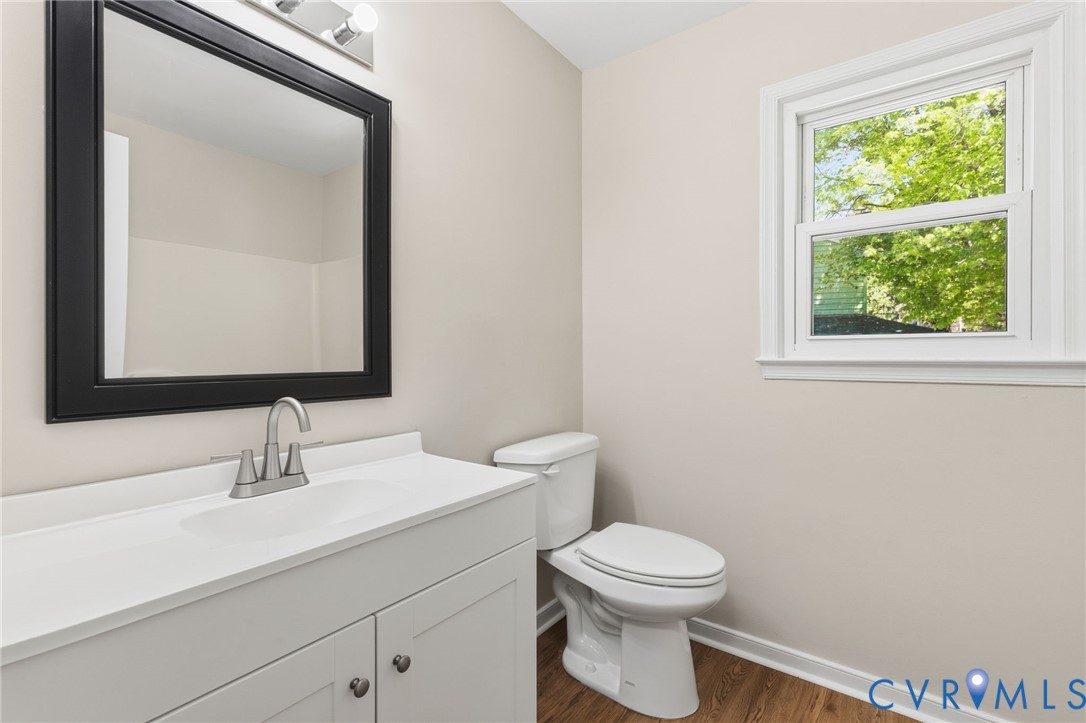 7631 Cotfield Road North Chesterfield, VA 23237 - Photo 19 of 28 Upstairs bedroom