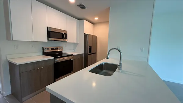 $550,000 | 2526 Pierce Street, Unit 4, Hollywood, FL 33020