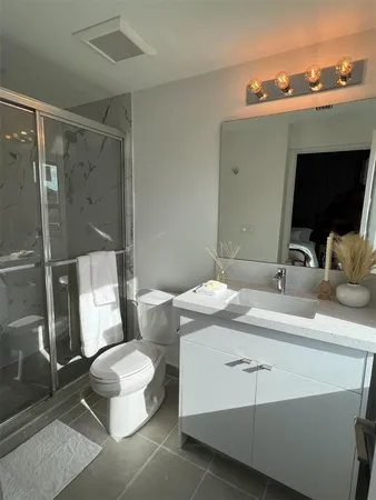 $550,000 | 2526 Pierce Street, Unit 4, Hollywood, FL 33020