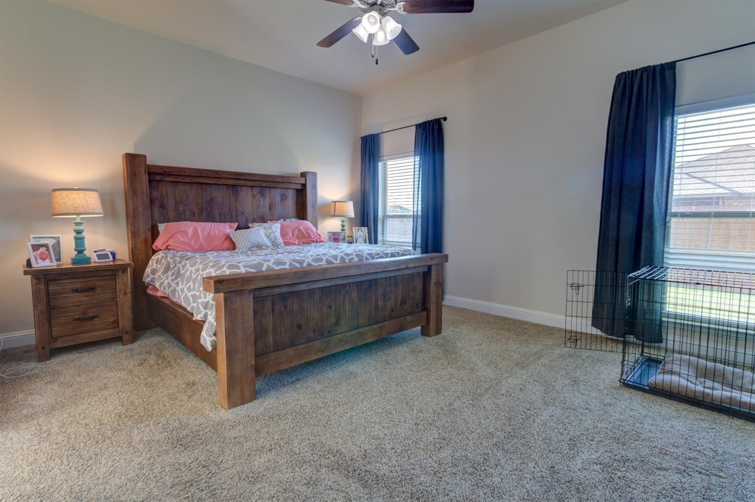 7333 100th Street Lubbock, TX 79424 - Photo 9 of 24 Master bedroom