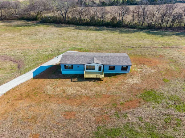 $249,000 | 1053 Buncombe Road, Belvidere, TN 37306