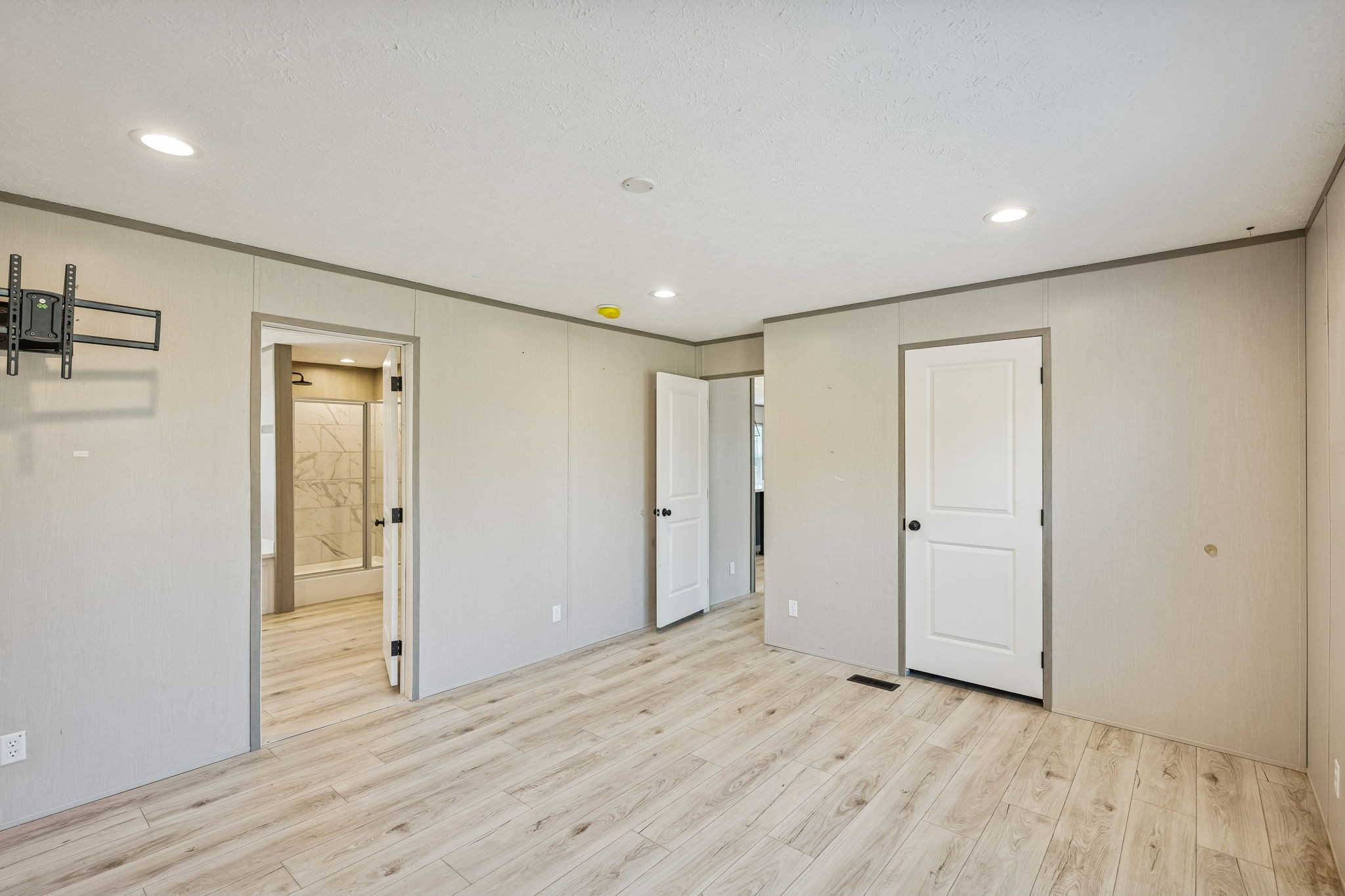 1053 Buncombe Road Belvidere, TN 37306 - Photo 29 of 46