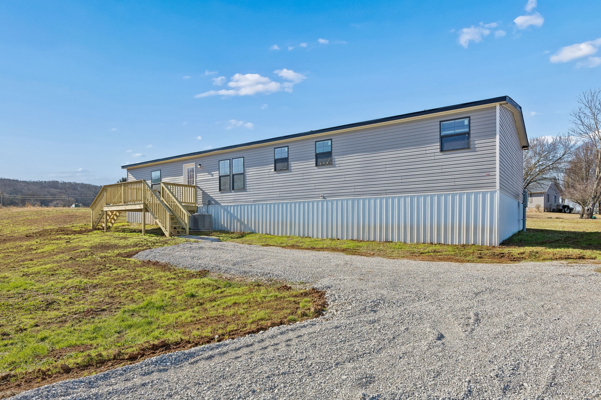 1053 Buncombe Road Belvidere, TN 37306 - Photo 37 of 46