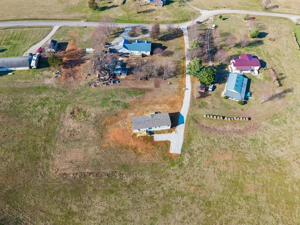 $249,000 | 1053 Buncombe Road, Belvidere, TN 37306