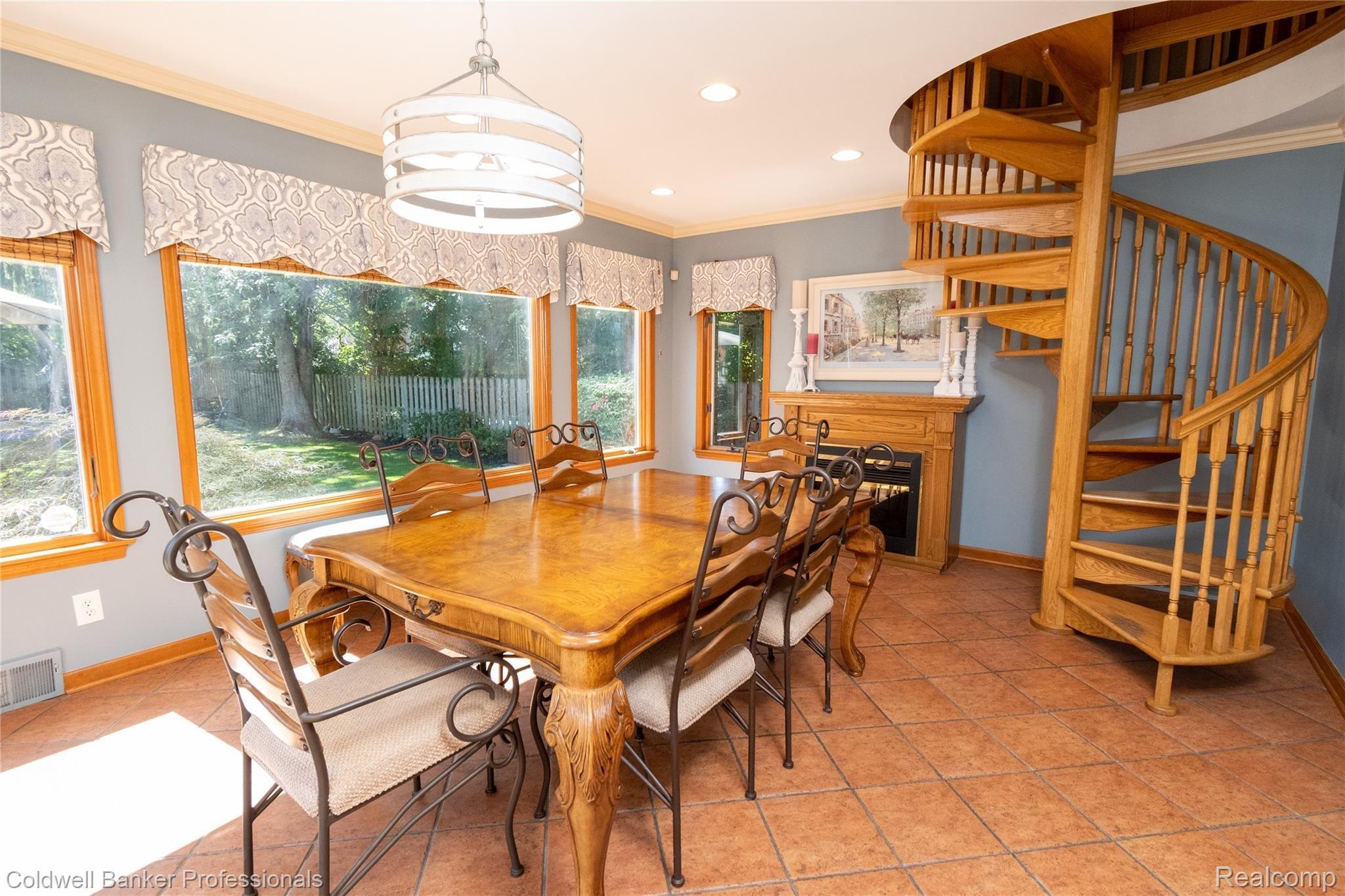 705 Middlesex Road Grosse Pointe, MI 48230 - Photo 19 of 70 DSC_1591.jpg