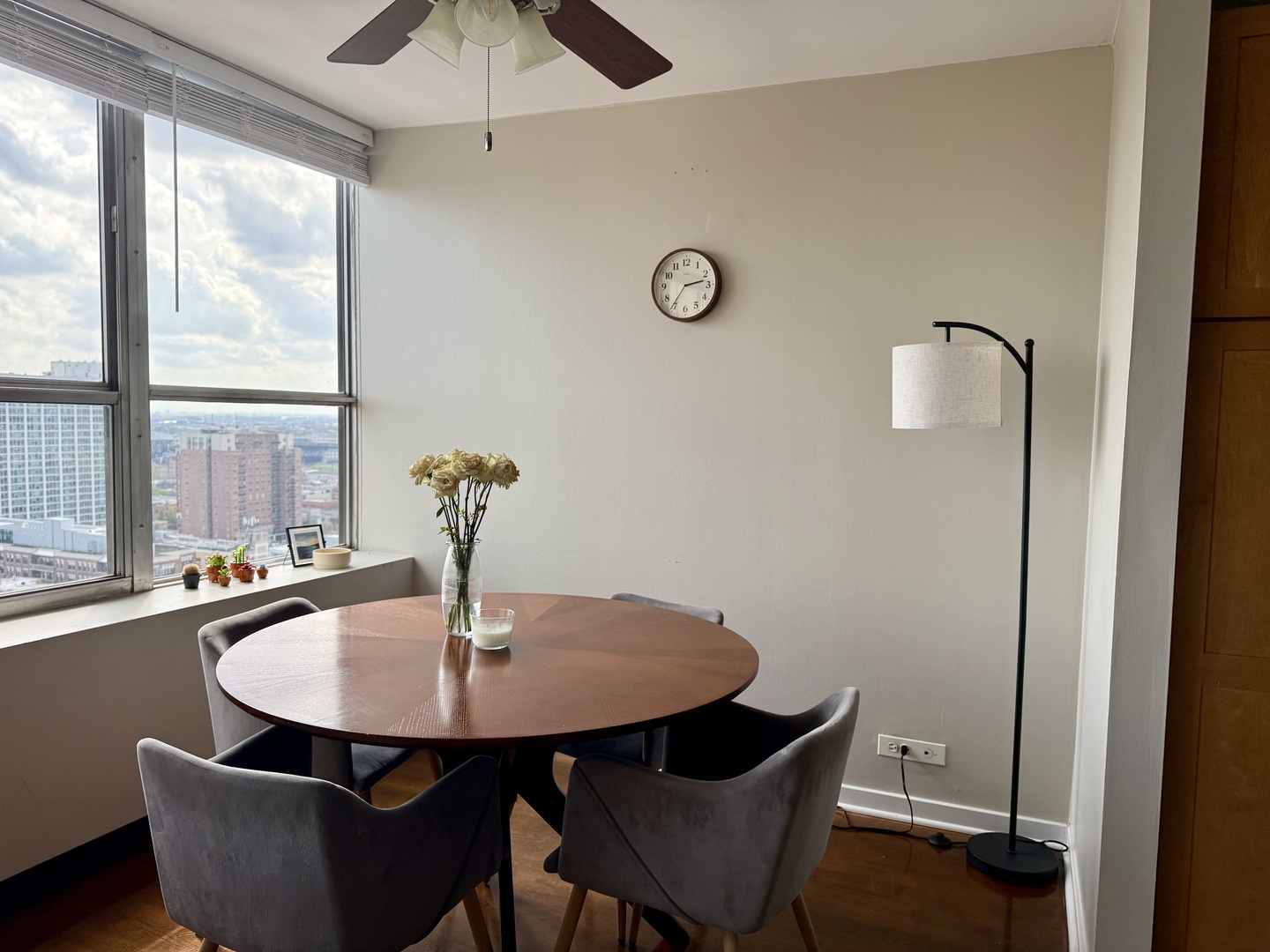 655 West Irving Park Road, Unit 2313 Chicago, IL 60613 - Photo 7 of 13