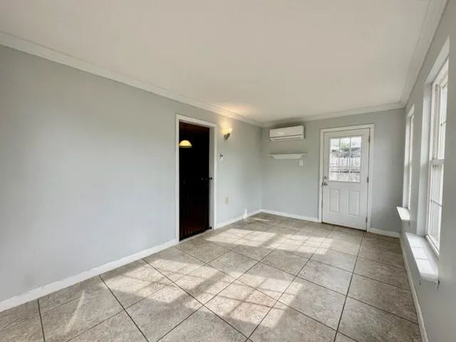 $1,950 | 8347 Tavira Street, Navarre, FL 32566