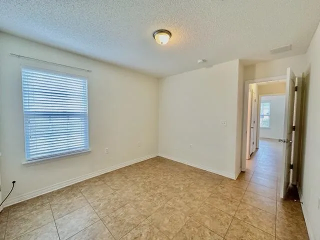 $1,950 | 8347 Tavira Street, Navarre, FL 32566