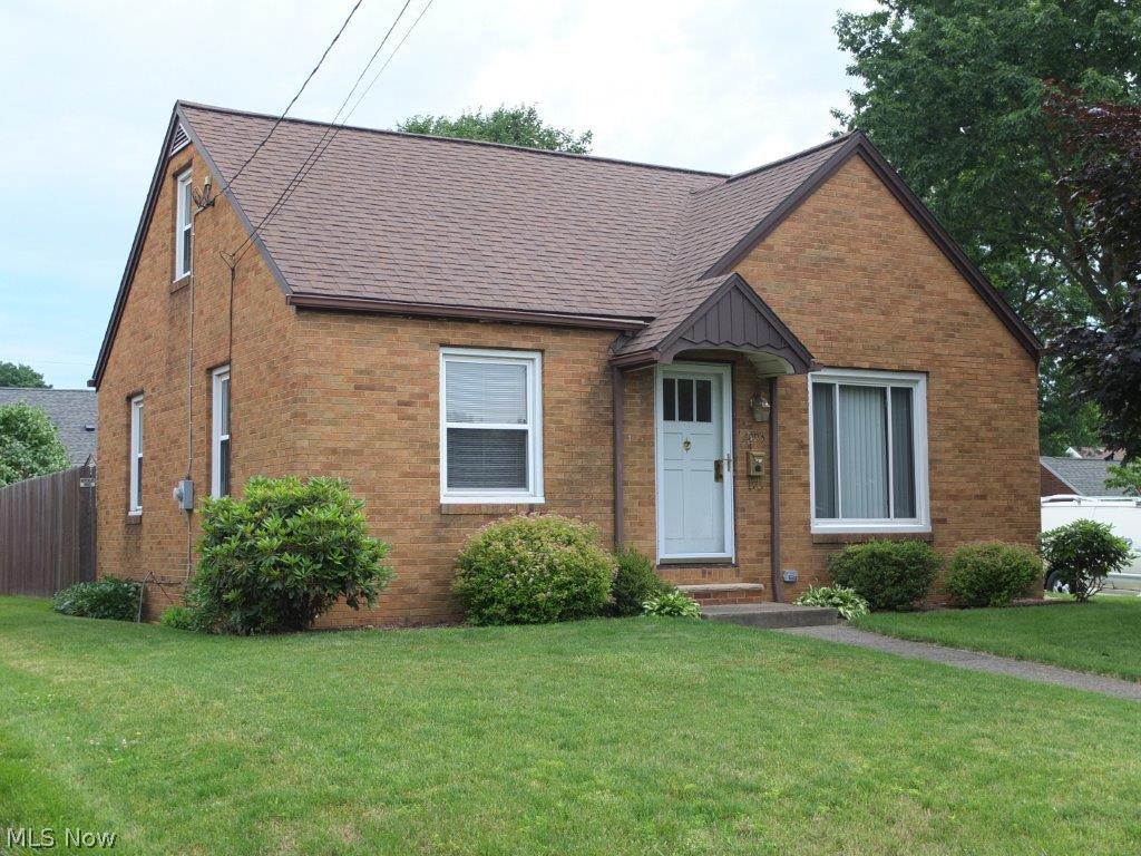 3003 15th Street Northwest Canton, OH 44708 - Photo 1 of 15 Move in ready, all brick bungalow on great corner lot with 1 car garage!