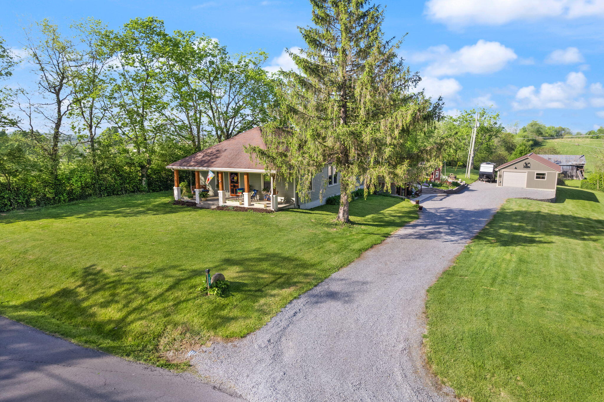988 Fall Lick Road Lancaster, KY 40444 - Photo 1 of 61 988 Fall Lick RD