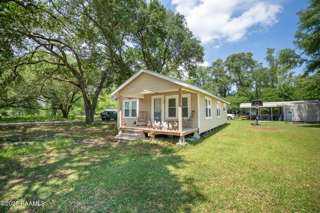 $85,000 | 1207 Oak Alley, Ville Platte, LA 70586