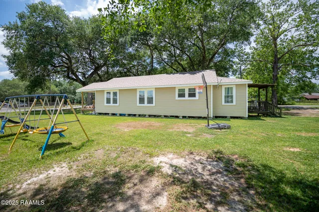 $85,000 | 1207 Oak Alley, Ville Platte, LA 70586