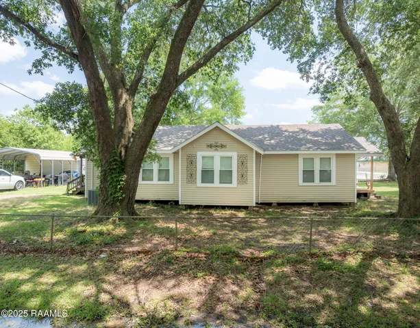 $85,000 | 1207 Oak Alley, Ville Platte, LA 70586