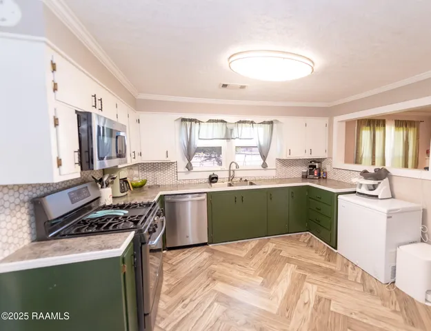 $85,000 | 1207 Oak Alley, Ville Platte, LA 70586