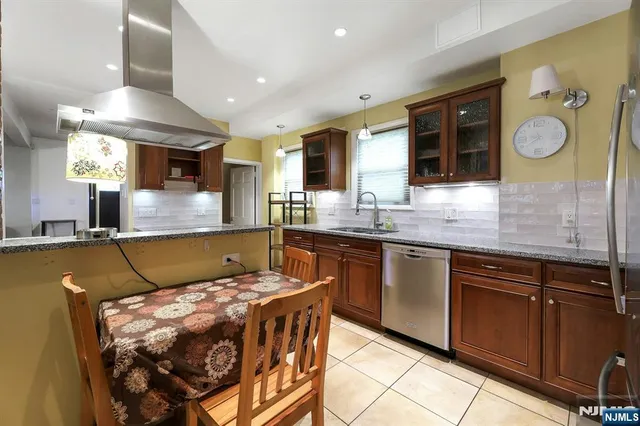 $4,000 | 75 Bogert Street, Teaneck, NJ 07666