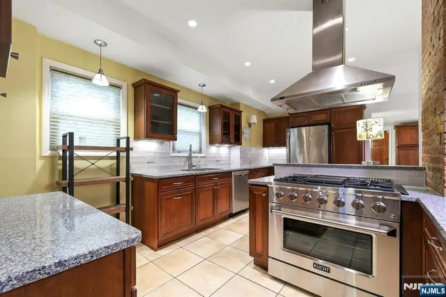 $4,000 | 75 Bogert Street, Teaneck, NJ 07666