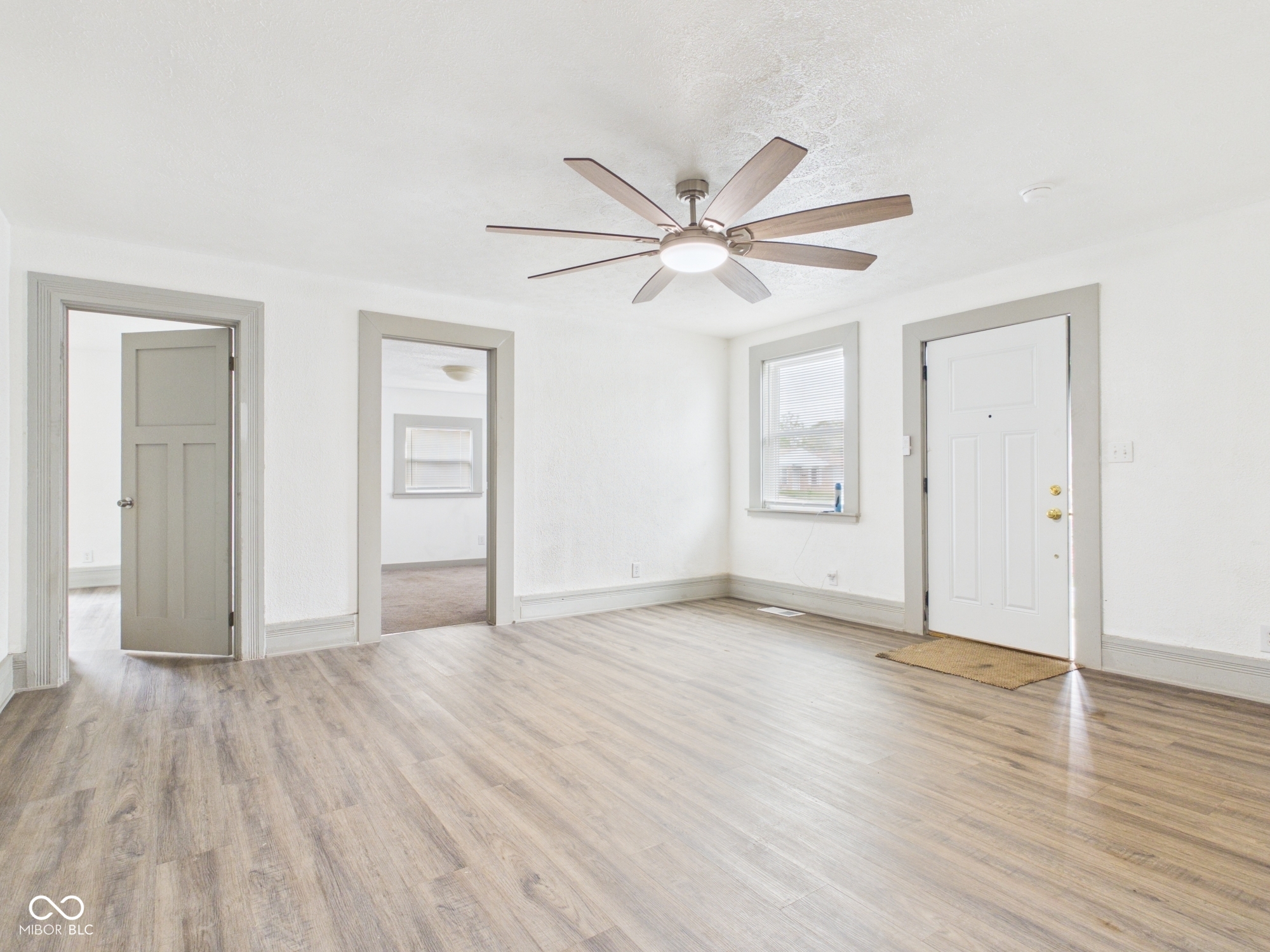 1426 Sherman Street Anderson, IN 46016 - Photo 3 of 35