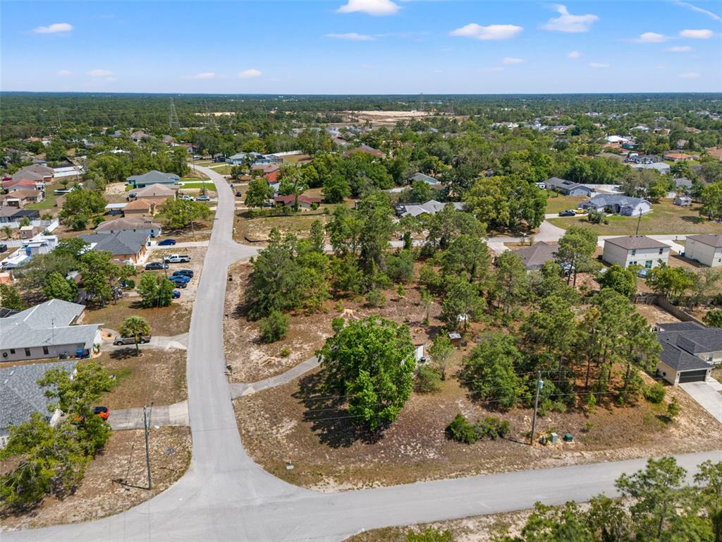 13002 Oneida Street Spring Hill, FL 34609 - Photo 33 of 36