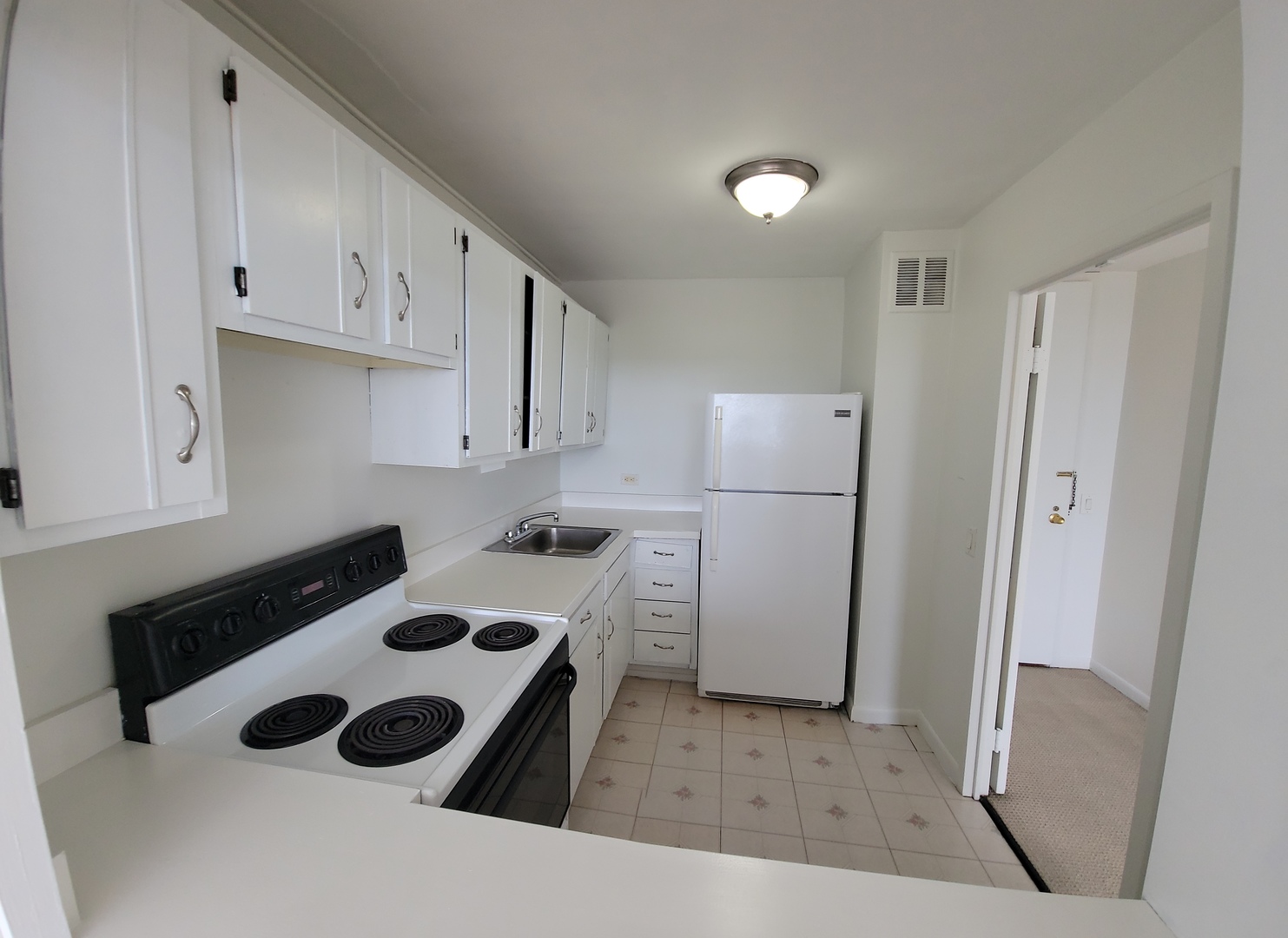 5445 North Sheridan Road, Unit 2705 Chicago, IL 60640 - Photo 6 of 8