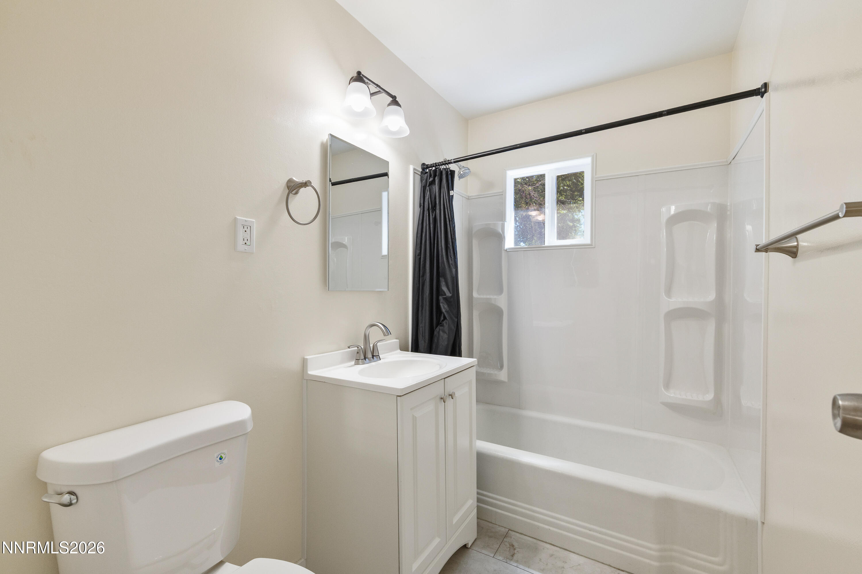 1680 Lehigh Drive Reno, NV 89502 - Photo 12 of 21 bath