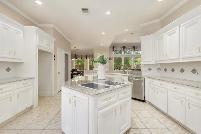 $699,000 | 9707 Chipstead Circle, Spring, TX 77379