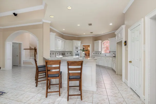 $699,000 | 9707 Chipstead Circle, Spring, TX 77379