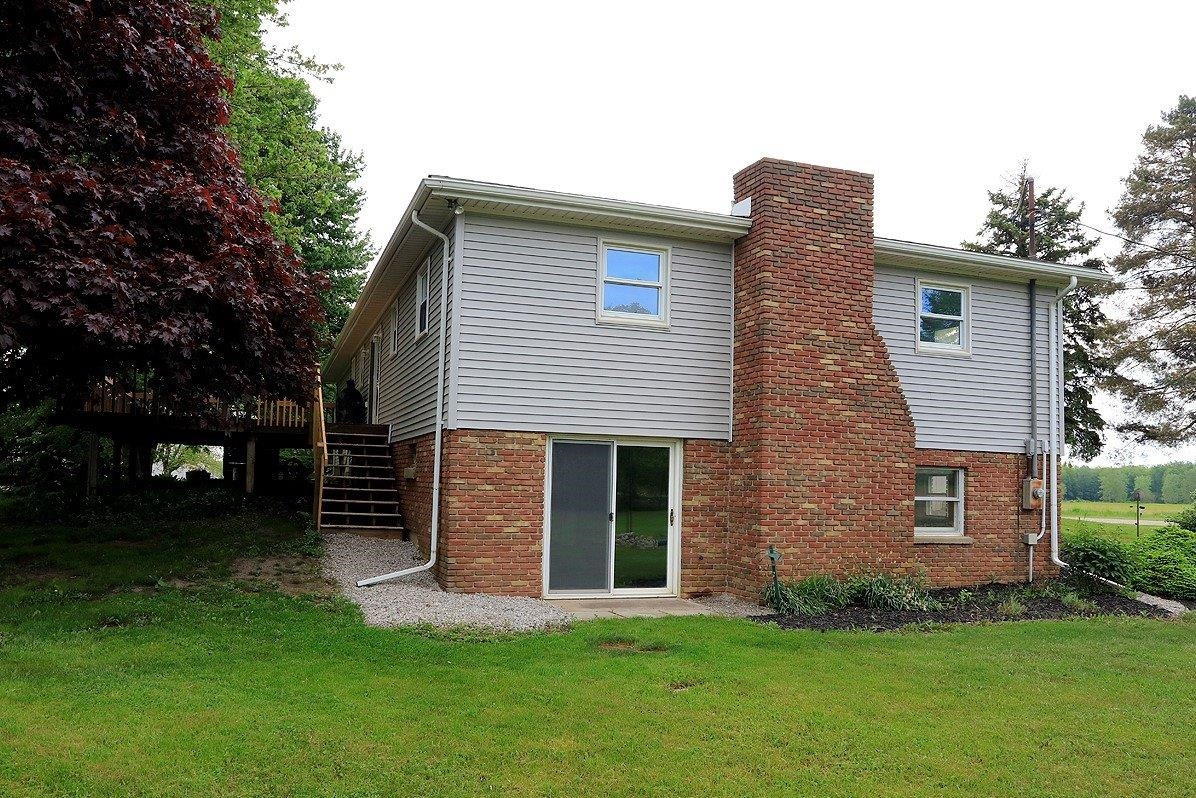 1990 Robbins Road Tecumseh, MI 49286 - Photo 5 of 44 Photo 5