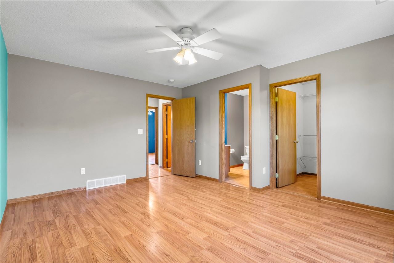 655 Rachael Street North Liberty, IA 52317 - Photo 12 of 33 Gallery Image 12