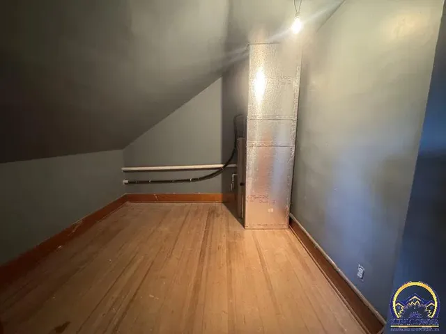 $205,000 | 214 Oregon Street, Hiawatha, KS 66434