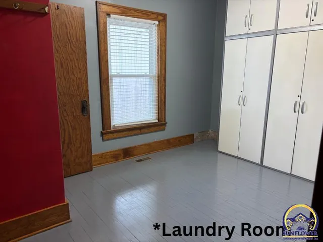 $205,000 | 214 Oregon Street, Hiawatha, KS 66434