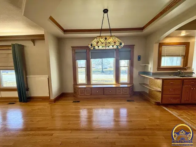 $205,000 | 214 Oregon Street, Hiawatha, KS 66434