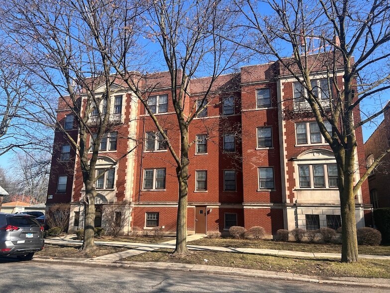6348 13th Street, Unit A08 Berwyn, IL 60402 - Photo 1 of 7