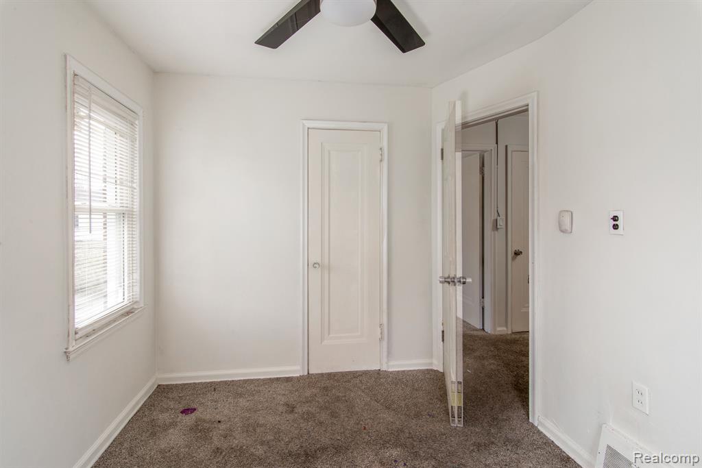 12682 Riad Street Detroit, MI 48224 - Photo 10 of 19