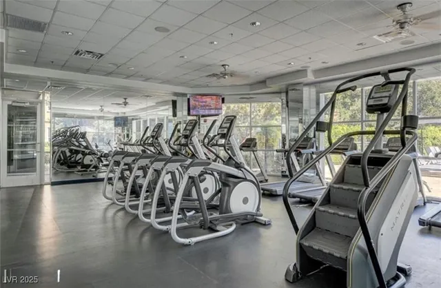 $1,895 | 56 East Serene Avenue, Unit 416, Las Vegas, NV 89123