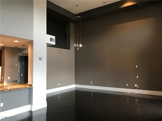 $1,895 | 56 East Serene Avenue, Unit 416, Las Vegas, NV 89123