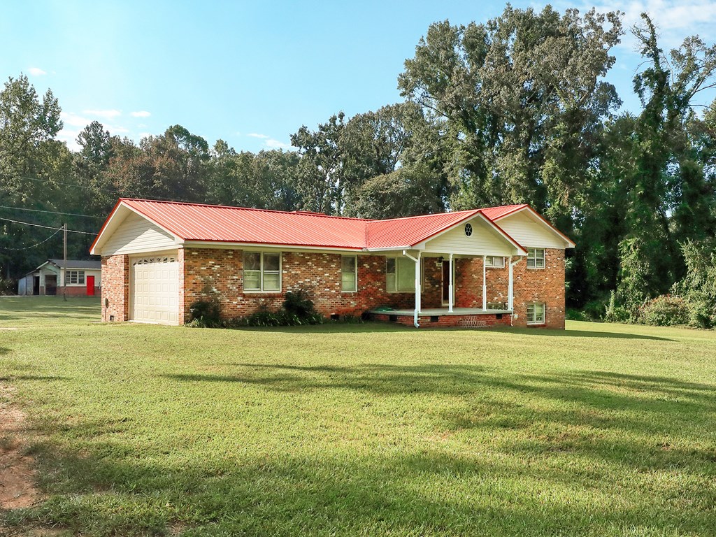 208 Old Wingert Road Greenwood, SC 29649 - Photo 3 of 48 Gallery Image 3
