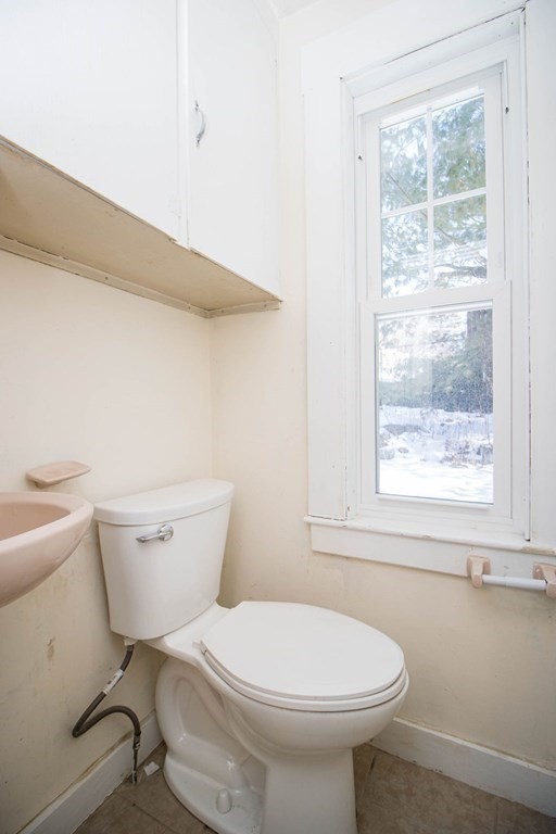 26 Edgemere Road Boston, MA 02132 - Photo 8 of 14