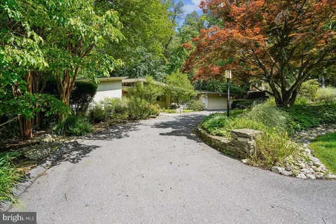 $1,300,000 | 9009 Charred Oak Drive, Bethesda, MD 20817