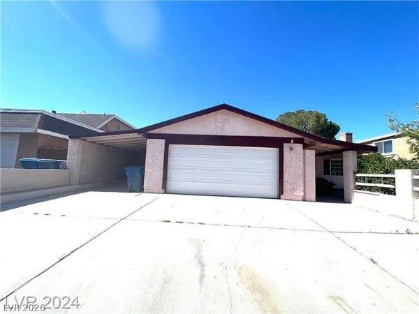 $1,700 | 7054 Fenway Avenue, Las Vegas, NV 89147